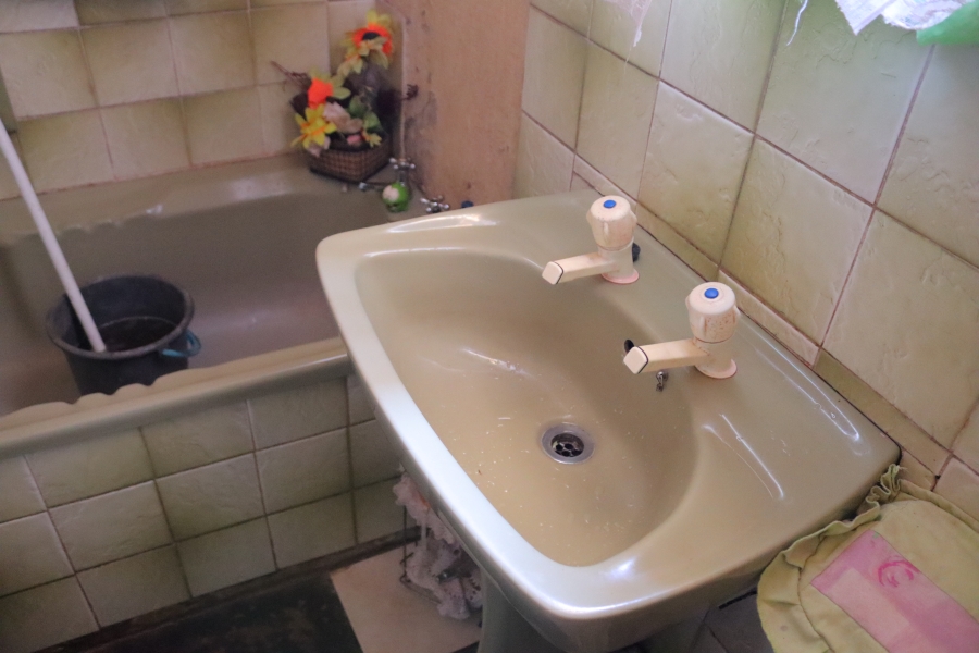 2 Bedroom Property for Sale in Louwville Western Cape